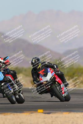 media/Nov-06-2023-Moto Forza (Mon) [[ce023d0744]]/3-Intermediate Group/Session 3 (Turn 5)/